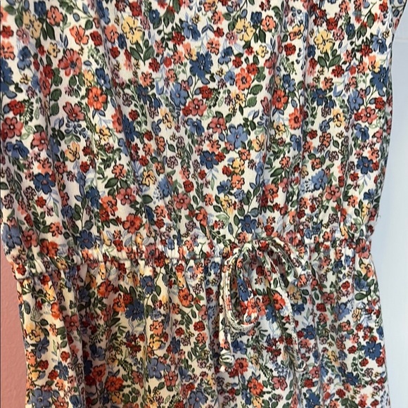 Tricia Girl Floral Short Sleeve Dress Size Small - Picture 2 of 4